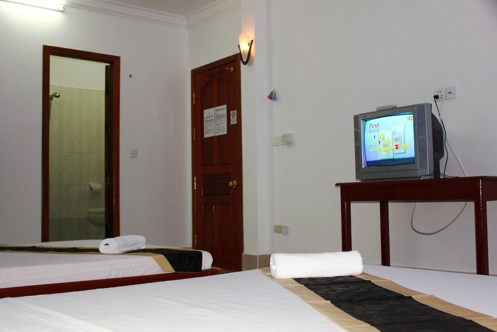 Schein Guesthouse & Restaurant Ciudad de Siem Riep Exterior foto